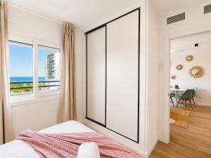 Oasis 504 Suite con terraza y vistas al mar
