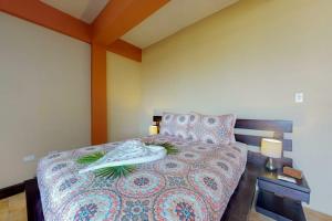 New River #7 at Laguna Suite -Gold Standard Certified