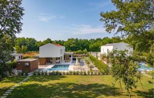 Stunning Home In Snasici With Sauna