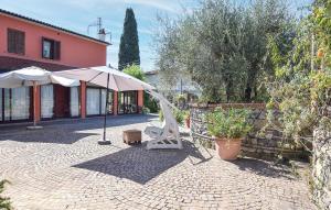 Pet Friendly Apartment In Selvatelle