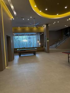 apartamento de lujo con piscina y jacuzzi en el rodadero