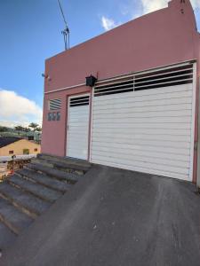Casa compartilhada totalmente equipada com terraço e excelente vista