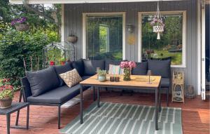 2 Bedroom Cozy Home In Eskebjerg