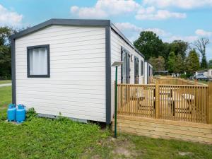 Comfortable caravan in a green setting
