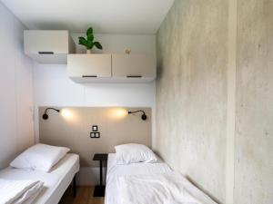 Nature-Rich Caravan Retreat for 6