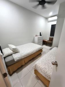 DIzzara Homestay KLIA - Landed 4R 3B- Wifi -Netflix