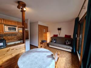 Appartement confortable proche pistes - 4 pers. - FR-1-886-49