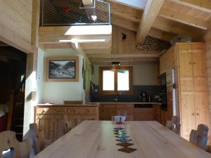 Chalet calme avec cheminÃ©e - 8 pers. - FR-1-886-54