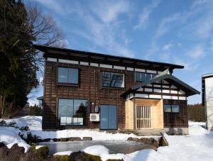 YUKISATO Lodge 雪郷ロッジ