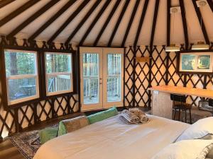 OceanView Lodge - The Yurt