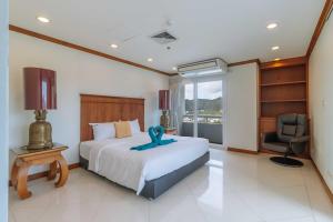 Best Ocean View 3BR Walk to Beach &Bangla C329