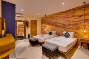 Designer Retreat Heart of Berawa - Casa Indigo