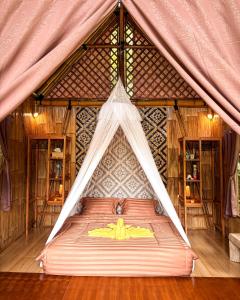 Alasari Hidden Bamboo Retreat in the Jungle