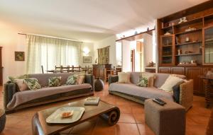 Amazing Home In Trappeto