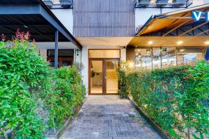 Stylish 2BR Apartment in Berawa