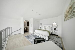 Downtown Loft style Condo with Pool Gym and Balcony