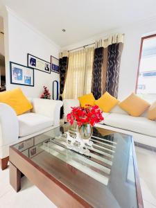 Shek Residence