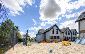 Awesome Home In Rowy With Wifi