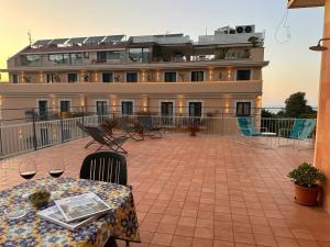 Rooftop Carrillo