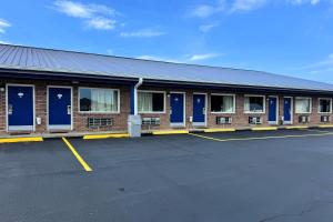 Travelodge by Wyndham Thomasville AL