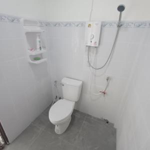P & T Guesthouse