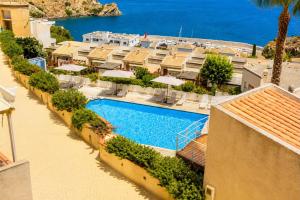 Las Lomas Marina Sea Views & Pool
