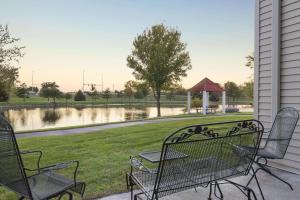 Country Inn & Suites by Radisson, Ankeny - Des Moines