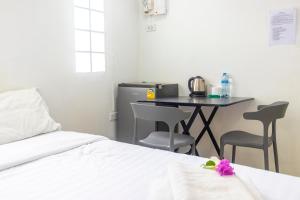 Patong Canal Villa 200