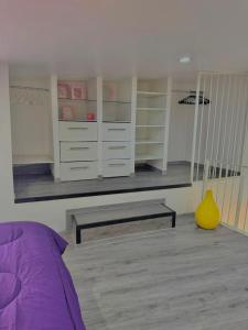 Onyx Living