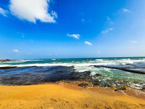 Sea View Apartment C-5, Oceanfront Condos, Galle, Sri Lanka