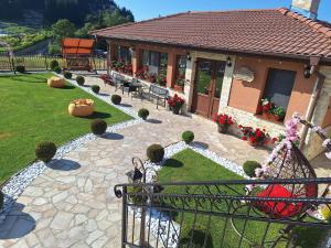 Perla Guest House