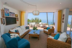 Villa Seascape El Chaparral with private pool