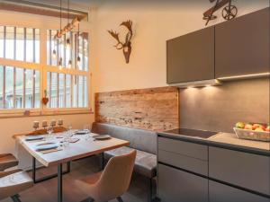 Chalet with 2 apartments in Kirchberg
