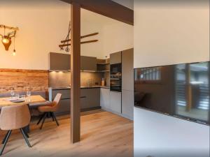Chalet with 2 apartments in Kirchberg