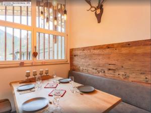 Chalet with 2 apartments in Kirchberg
