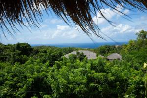 HILLSTONE LUXURY 2br VILLA WITH OCEAN VIEW