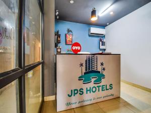 Super Hotel O D Plaza Near by Pitampura Metro Station