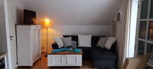 Ferienwohnung "kum rin"