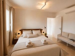 Villa Ethera - Iris Lake Escape by Theater Home