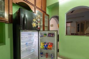 Beach villa service apartment