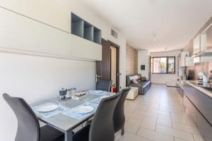 Maison des amis - With parking, private courtyard and wifi