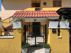 SecHome Stanza in villa privata con giardino