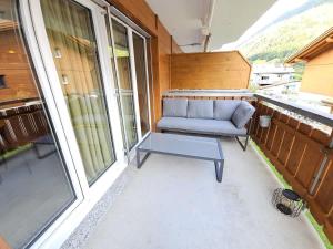 Habibi Apartment - Aare Jungfrau AG
