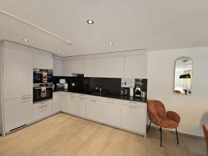 Habibi Apartment - Aare Jungfrau AG