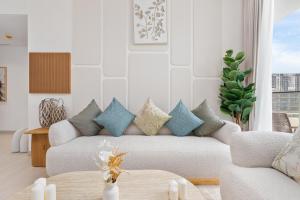 Gala Guests - Binghatti Onyx Signature Private Pool Suites