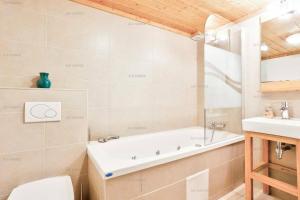 Chalet Le Chanousia - Chalet CHANOUSIA 12 pers - PLAGNE CENTRE - wifi - CTCHA MAE-3811