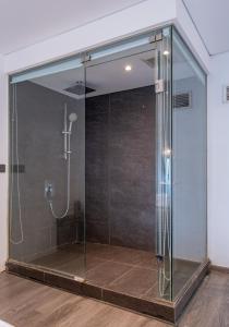 Luxury Pentstudio Westlake - Tay Ho, Ha Noi