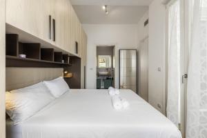 Elegante Apt, AC, 10 min to Duomo, M1 Turro