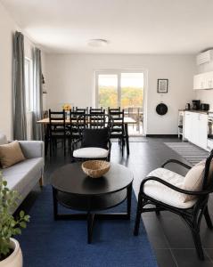 Villa Birke with pool and sea view floor three