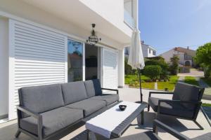 Holiday House Punat with Jacuzzi